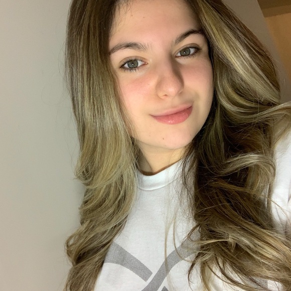 Meet your Posher, Ashleigh - Picture 5 of 6